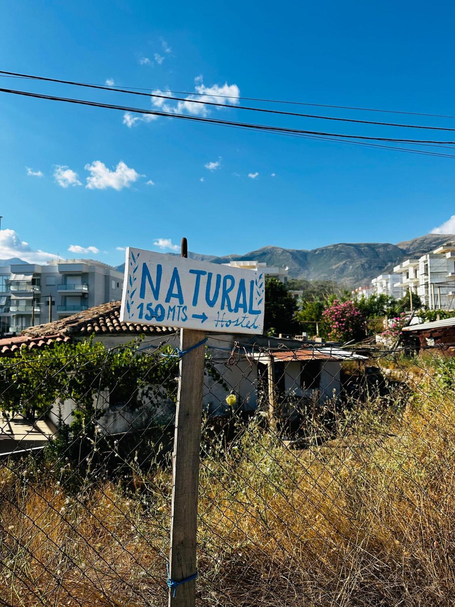 Natural Hostel Himarë Extérieur photo