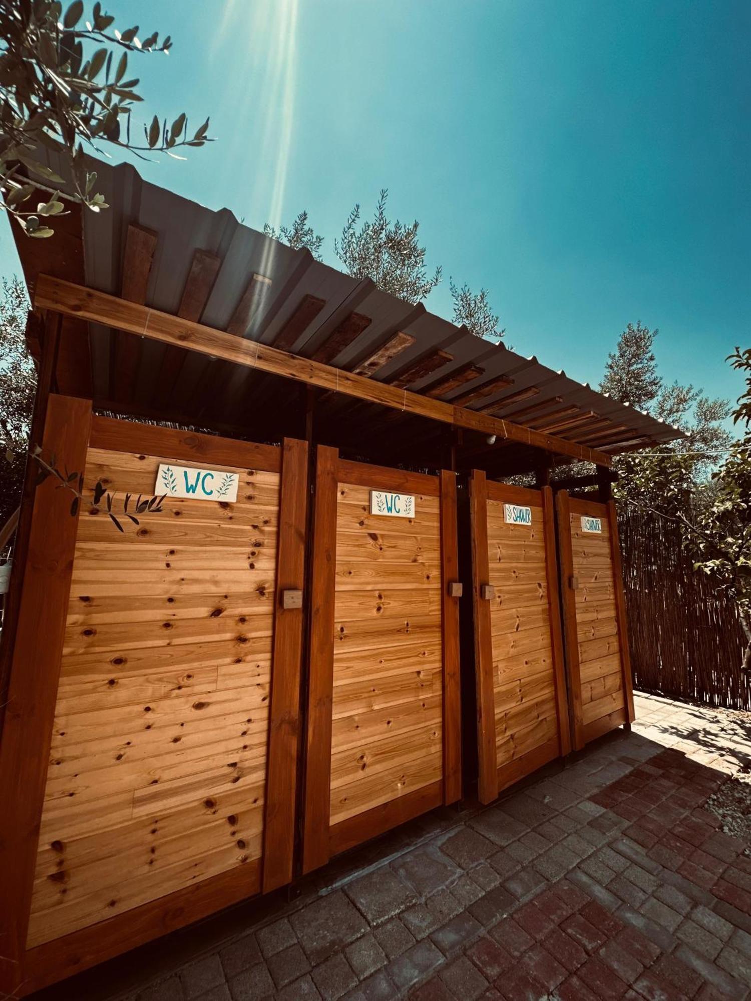 Natural Hostel Himarë Extérieur photo